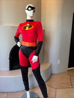 Disney Mrs. Incredible adult costume size large 12-14